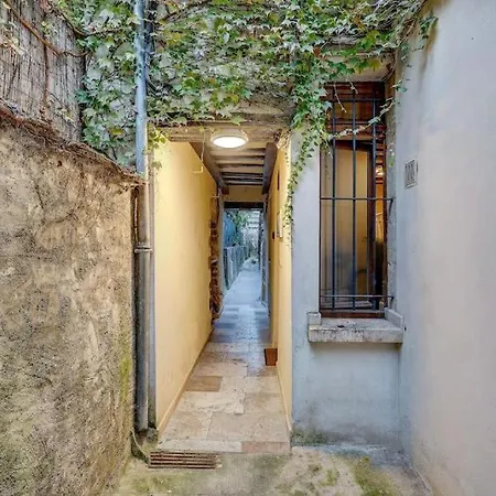 L'evasion I Bed&spa I Jacuzzi I Cozy I Hypercentre I Rent Immo ディジョン