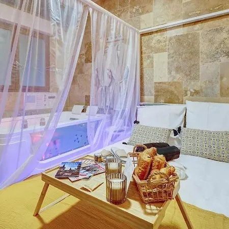 L'evasion I Bed&spa I Jacuzzi I Cozy I Hypercentre I Rent Immo *
