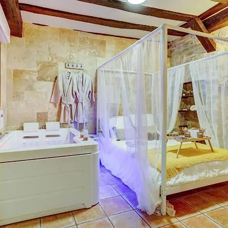 L'evasion I Bed&spa I Jacuzzi I Cozy I Hypercentre I Rent Immo アパート *