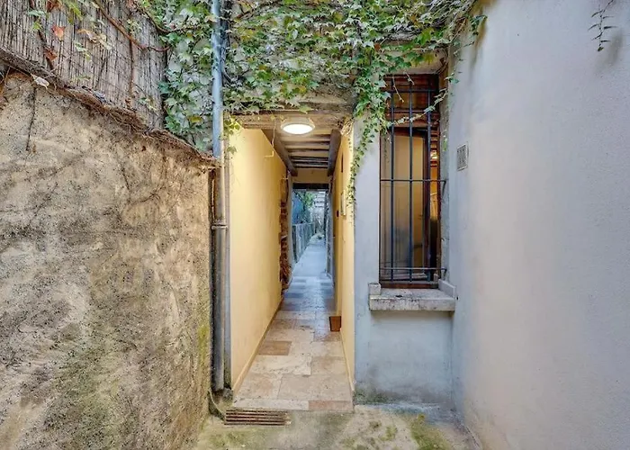 L'evasion I Bed&spa I Jacuzzi I Cozy I Hypercentre I Rent Immo ディジョン