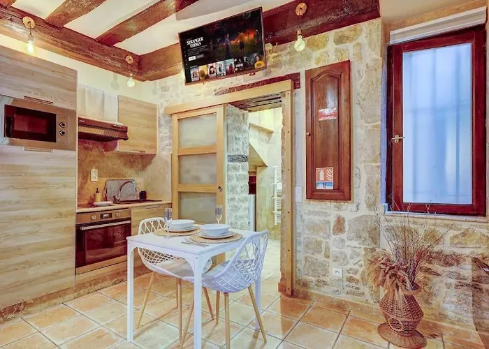 L'evasion I Bed&spa I Jacuzzi I Cozy I Hypercentre I Rent Immo 公寓 第戎